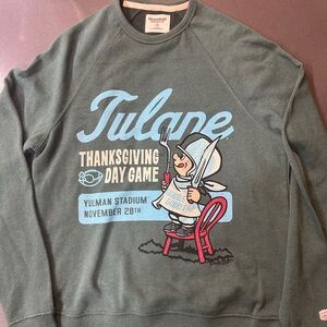 Homefield Tulane Thanksgiving Crewneck Women’s Size XS.